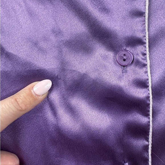 Victoria’s Secret Satin Pajama Set Womens L 2PC Purple Shiny Sleep Lounge - Picture 4 of 7